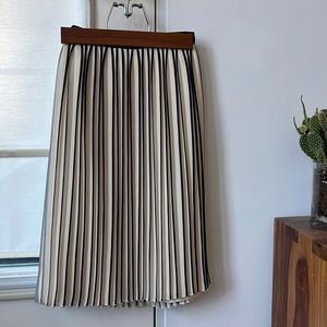 J. CREW | Pleated Skirt